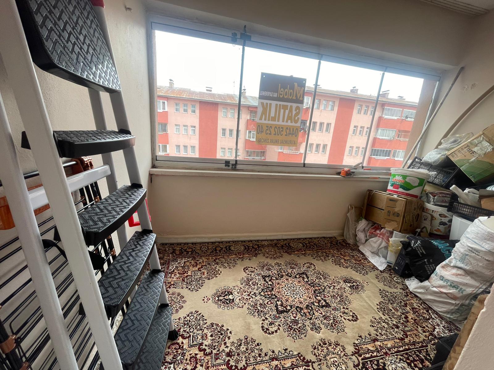 YILDIZKENT'TE SATILIK DAİRE